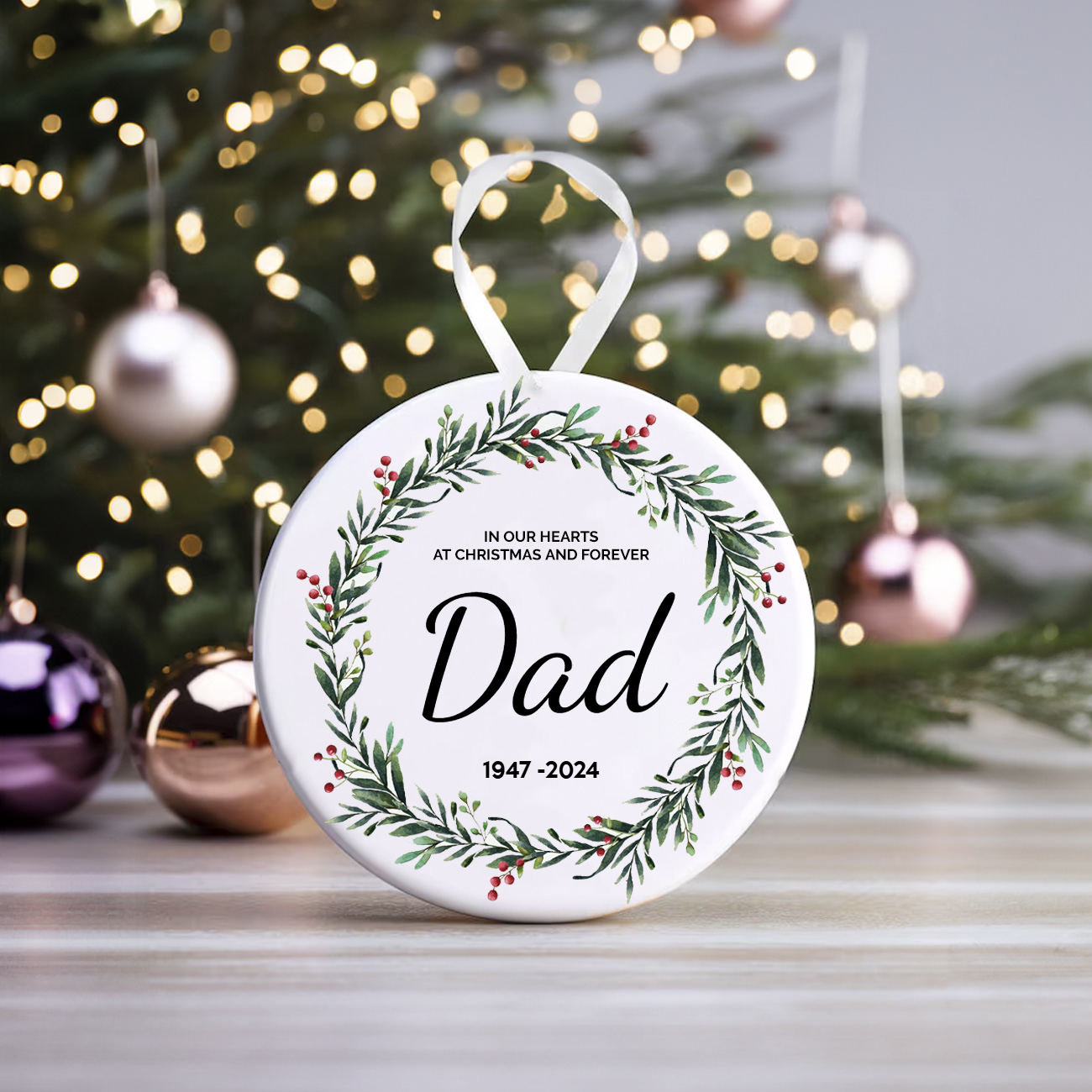 Memorial Ceramic Christmas Decorations: Honoring Loved Ones with Heartfelt Keepsakes