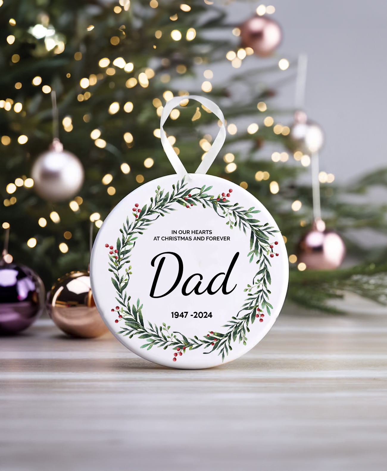 Memorial Ceramic Christmas Decorations: Honoring Loved Ones with Heartfelt Keepsakes